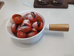 -W COLLECTIVE  DESSERT SHOP