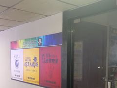 -荒岛实景沉浸密室(江汉路1店)