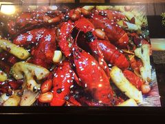 蒜香小龙虾-黄尚皇小龙虾-螃蟹-烧烤工坊(皇后公园店)