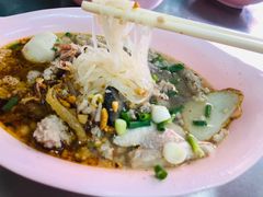 -榮泰米粉湯(Left Shop)