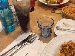 -必胜客(WOW中心城店)