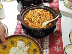 -刘姐啤酒鱼民族演艺餐厅(西街总店)
