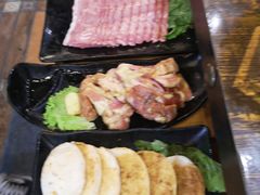 -胡悦里韩式烤肉(芝罘万达广场店)