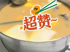 -肥仔文澳门猪骨煲(南京西路店)