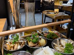 -一朵菌·野生菌探索家火锅(南亚店)
