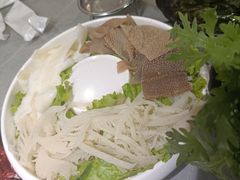 -焯牛潮汕牛肉火锅(云峰街创始店)