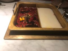 -尚尚仙·酸汤猪手·猪肚鸡火锅(华联万柳购物中心店)