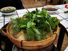 豌豆颠-小板凳(四公里店)