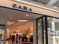-ZARA(万达广场二七店)