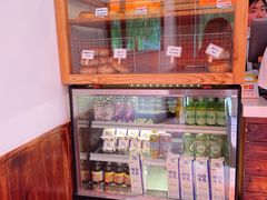 零售区-Catch Bagel(芳草地店)