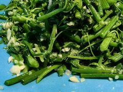 -蒙艾里民族传统菜蒙餐