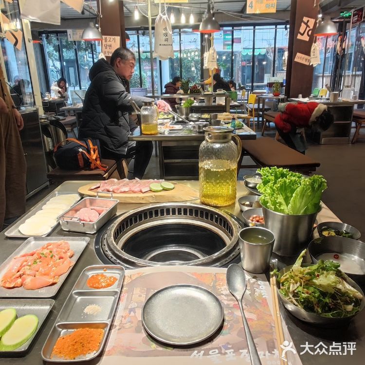 天啦,我居然找到了春熙路这家蚂蚁🐜洞烤肉