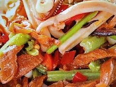 -赶海部落海鲜城(海阳路店)