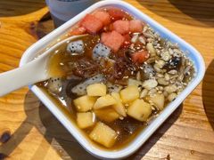 -野山舂·贵州现舂酸汤火锅(鸿通城店)