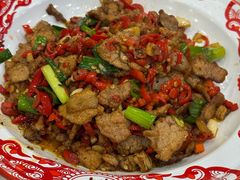 -江城燕子大排档(江汉路步行街店)