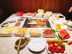 -海底捞火锅鲜切牛肉主题店(长寿路店)