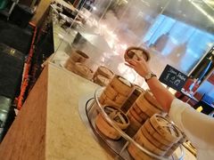 -大中华希尔顿酒店-念自助餐·嗨啤·小龙虾