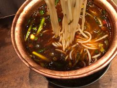 酸辣椒铜锅米线-都氏二当家(九方店)