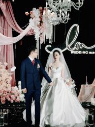 -红丝高端婚礼中心(旗舰店)