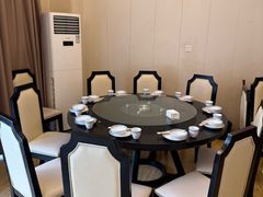 大堂-老字号敖鸡肉