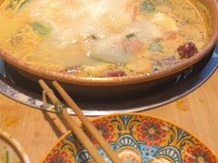 -洱火云南酸菜牛肉火锅(石景山当代商城店)