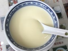 -周大娘牛乳(旧寨古村总店)