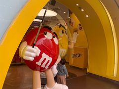 -m豆巧克力世界(上海世茂广场店)