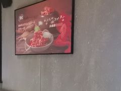 -草家酱蟹炭火烤肉店(珲春南路二店)
