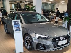 -上海永达奥诚奥迪4S店(申江路店)