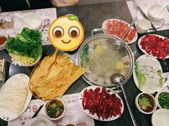 -名门潮牛·鲜牛肉海鲜火锅.烧烤自助餐厅(诚丰广场店)