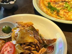 -大头虾越式风味餐厅(光明广场店)