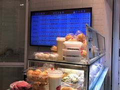 -白玉兰食品(汇联商厦店)