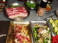 -围炉肉舍丹东海鲜烤肉·烤活鳗(步行街店)