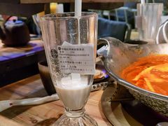 -湊湊火锅·茶憩(杭州湖滨银泰in77店)