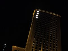 -白金汉爵大酒店-24小时餐厅