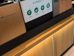 -星巴克(青岛火车北站候车大厅店)