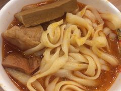 -顺溜·手工刀削面·黑金店(铜锣湾店)