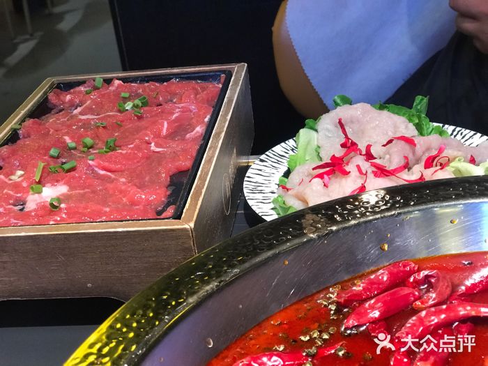 锅哥有料老火锅(金港国际店)嫩牛肉图片