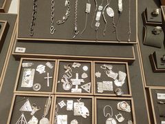 -十八字金银饰·拼豆·开蚌手工体验团建(君太百货店)