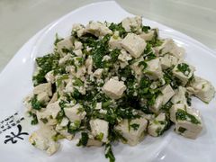 香椿拌豆腐-膳和缘炒鸡店(南门路店)