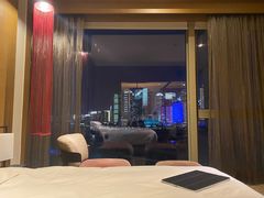 -上海外滩茂悦大酒店