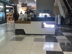 -爱畅享华为苹果手机维修服务(虹口龙之梦店)