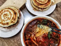 麻辣米线-子午路张记肉夹馍(翠华路店)