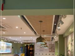 -丽丽三鲜螺蛳粉(田林路店)