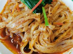 岐山擀面皮-令氏家外家周秦食府(高新店)