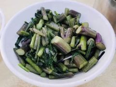 -红色湘菜馆(春风店)