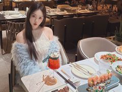 -洛缦音乐餐厅(工业展览馆万象城店)