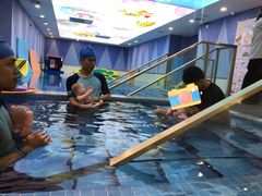 -沥鲨亲子游泳俱乐部(金沙洲中心)