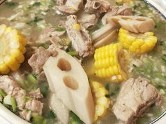 -闯关东东北农家菜(崂山石老人店)