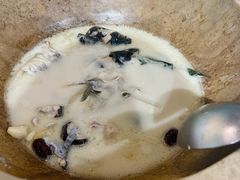 鮰鱼-云中鱼蒸汽石锅鱼(川沙百联店)